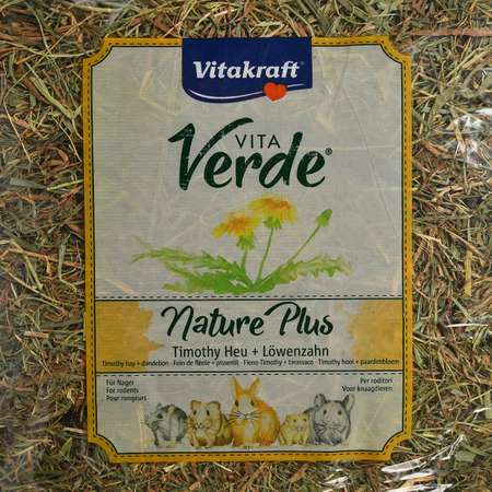 Лакомство Vitakraft 500г для грызунов Vita Verde Сено луговое с цветами одуванчика