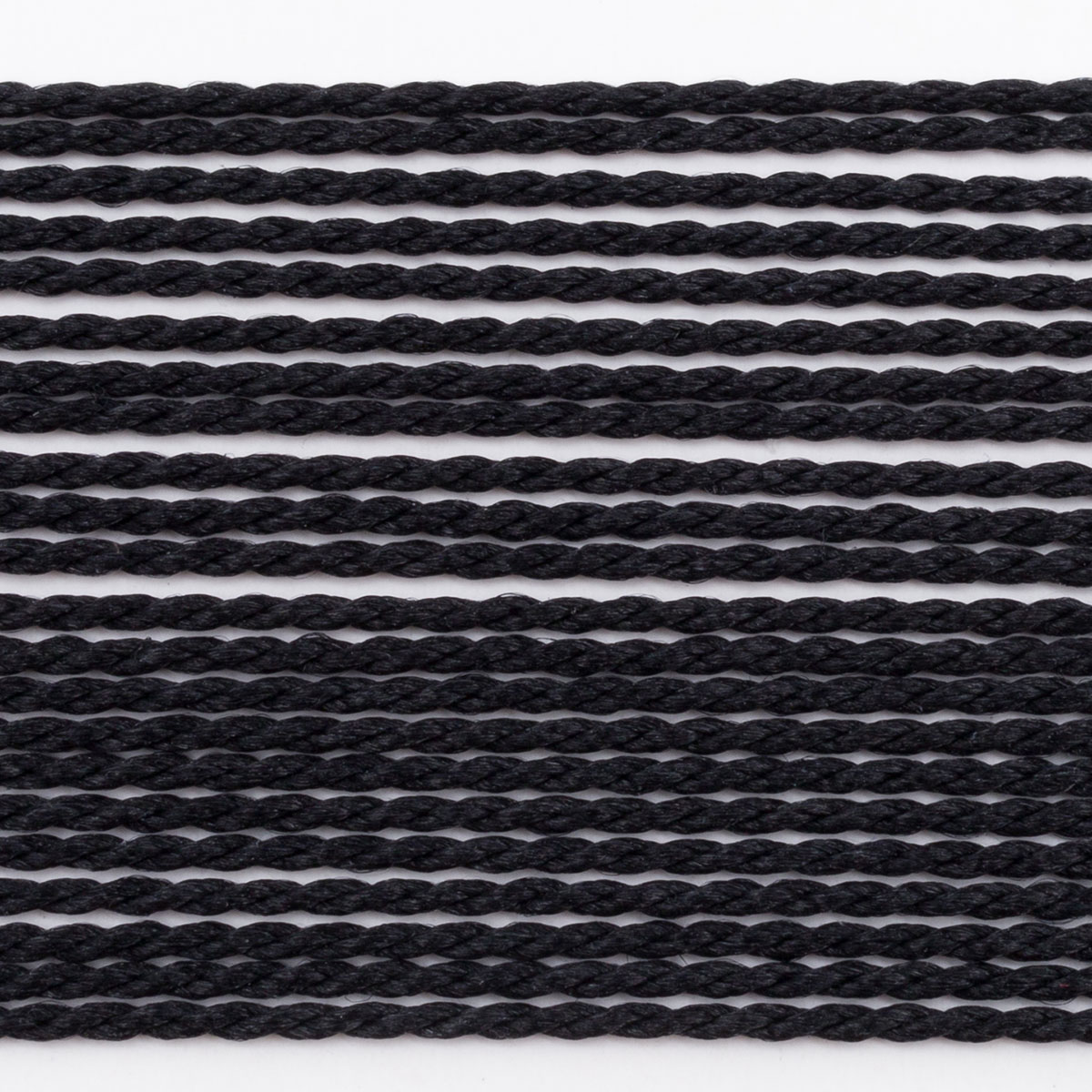 Шнур Astra Craft шелковый тонкий для изготовления украшений с иглой 0.6 мм 2 м черный - фото 2