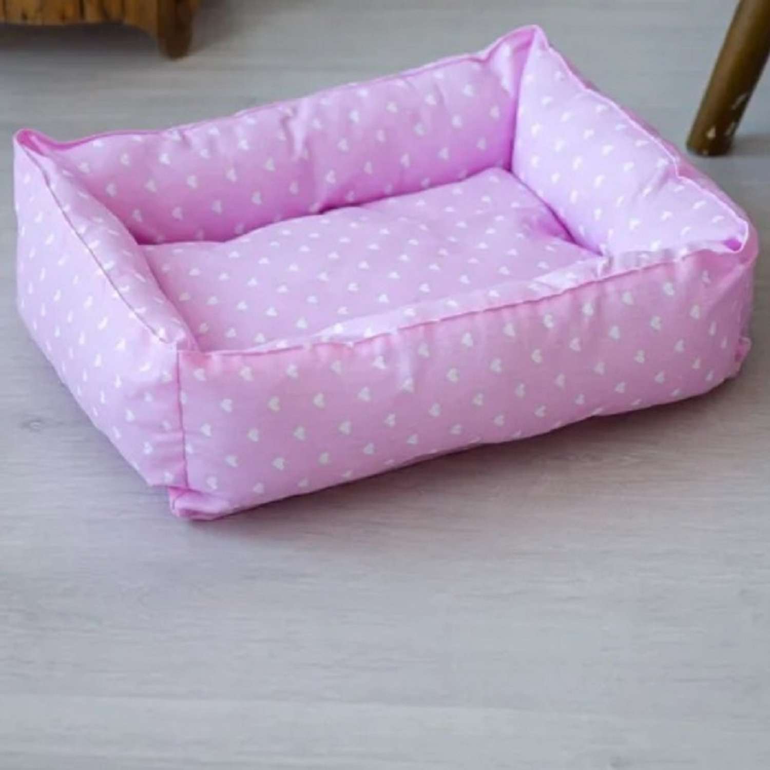 Лежанка для кошек и собак BIO-TEXTILES Сердечки розовый - фото 1