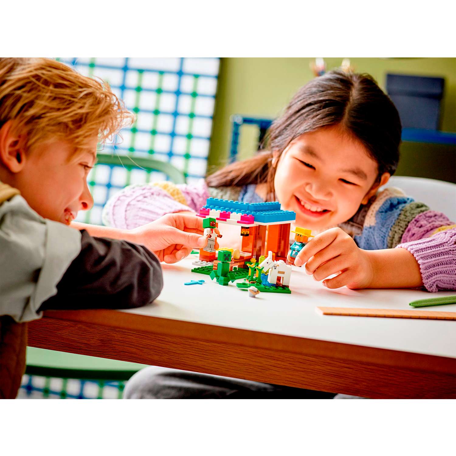 Конструктор детский LEGO Minecraft Пекарня 21184 - фото 15