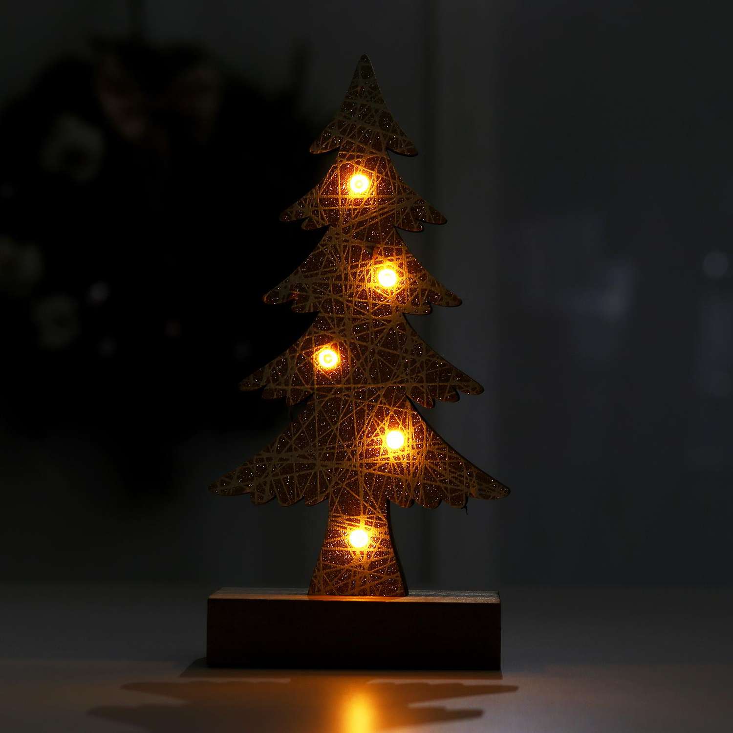 Новогодний декор Лесная мастерская с подсветкой «Новогодняя ель» 9×5×19 см белый - фото 2