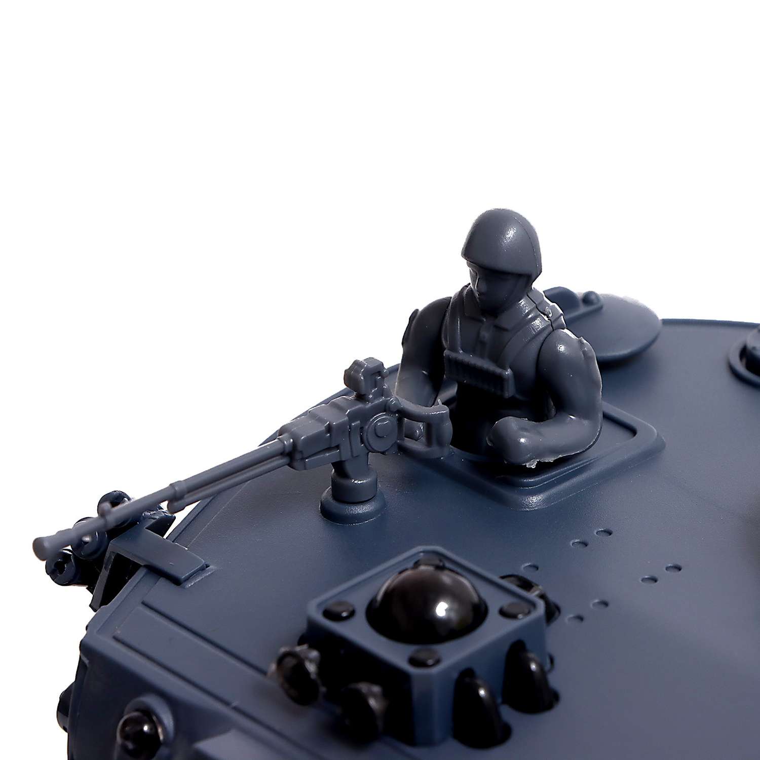 Танковый Автоград бой Т34 vs Tiger на радиоуправлении 2 танка свет и звук - фото 3