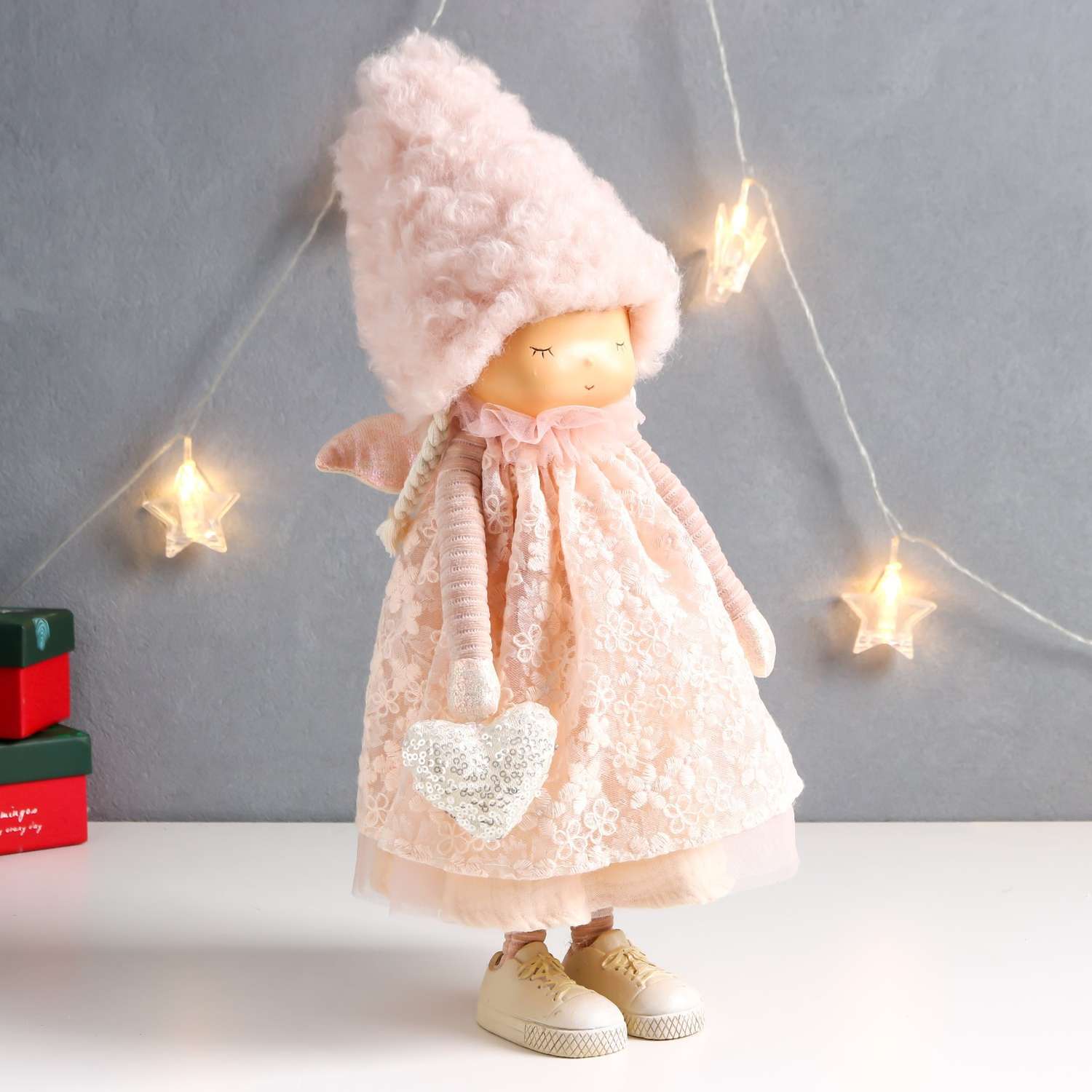 Кукла интерьерная Зимнее волшебство «Девочка в розовом платье и шапочке с сердечком» 16х13х42 см - фото 2