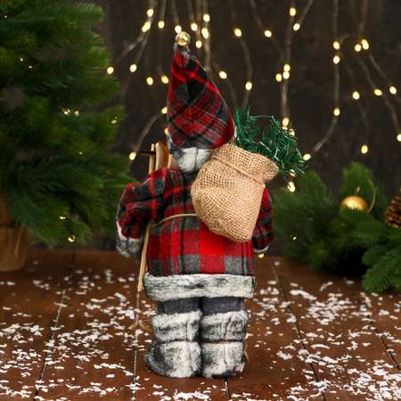 Дед мороз Зимнее волшебство «В клетчатой шубке и с подарками» 28 см двигается красно-серый