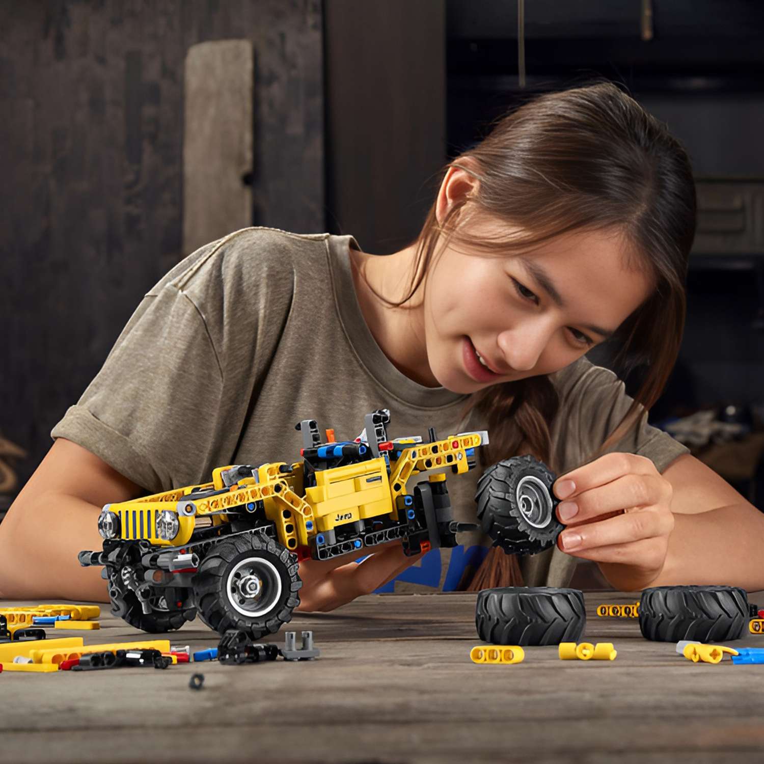 Конструктор LEGO Technic Jeep Wrangler 42122 - фото 16