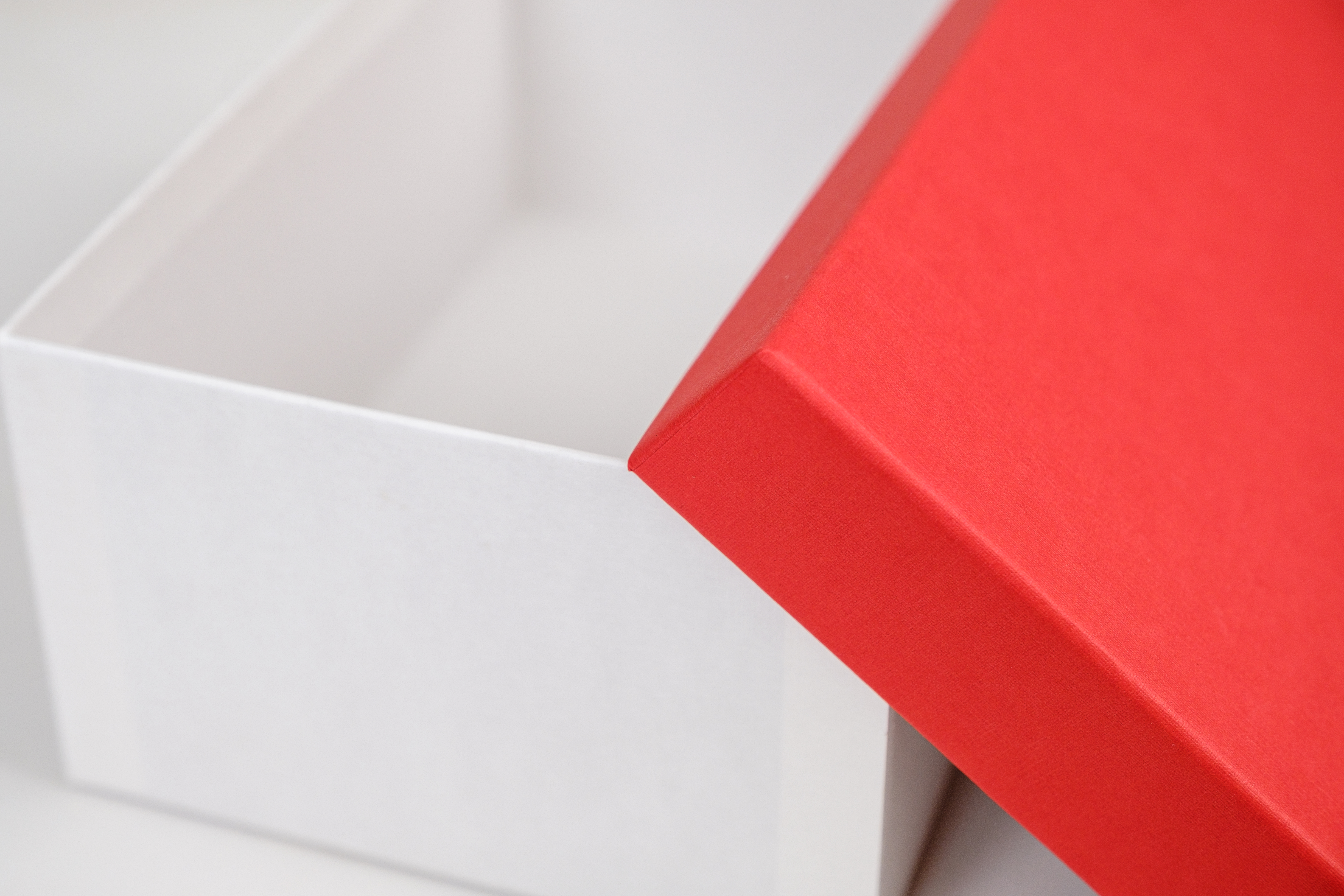 Набор подарочных коробок Cartonnage 10 в 1 Радуга красный белый - фото 3