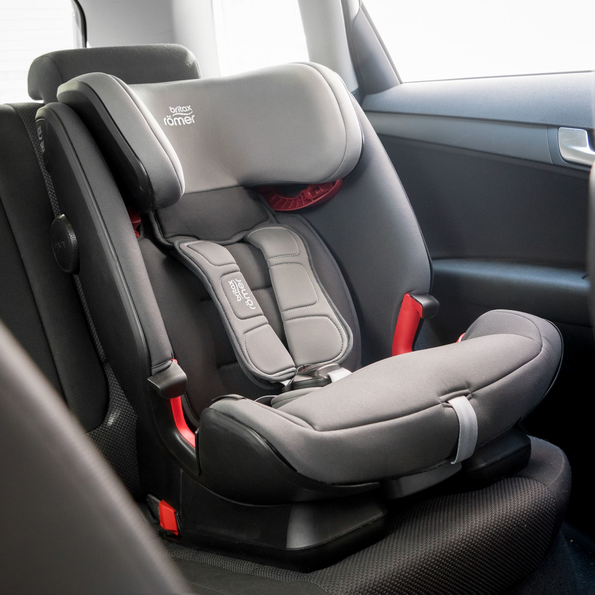 Автокресло Britax Roemer Advansafix IV R Cool Flow Silver - фото 8