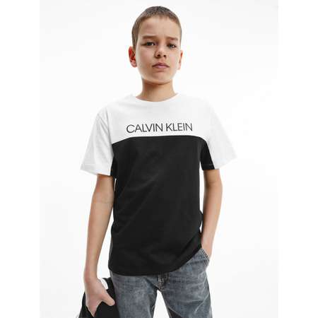 Футболка 8 Calvin Klein Jeans