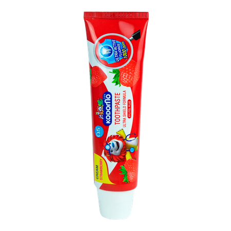 Зубная паста Lion Kodomo для детей с 6 месяцев с ароматом клубники 65 г