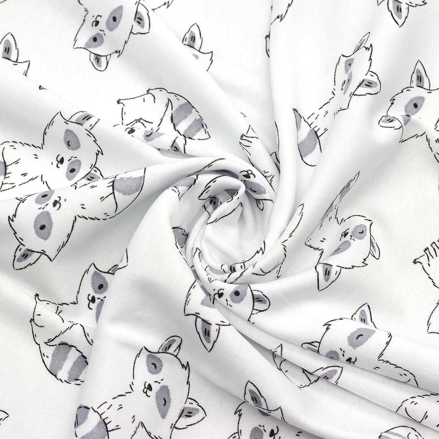 Ткань Совушка трикотаж интерлок с рисунком енотики хлопок для творчества 45х50 см бело-серый - фото 2