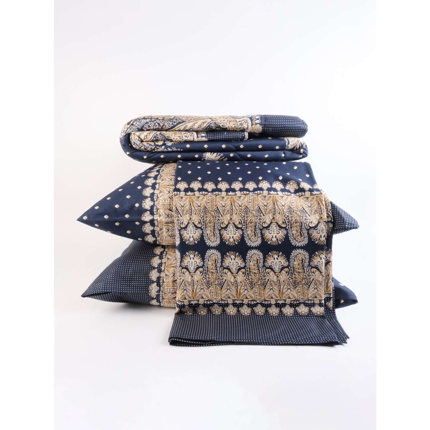 Комплект постельного белья Selena Орлеан евро премиум сатин наволочка 70х70 см с одеялом - фото 1