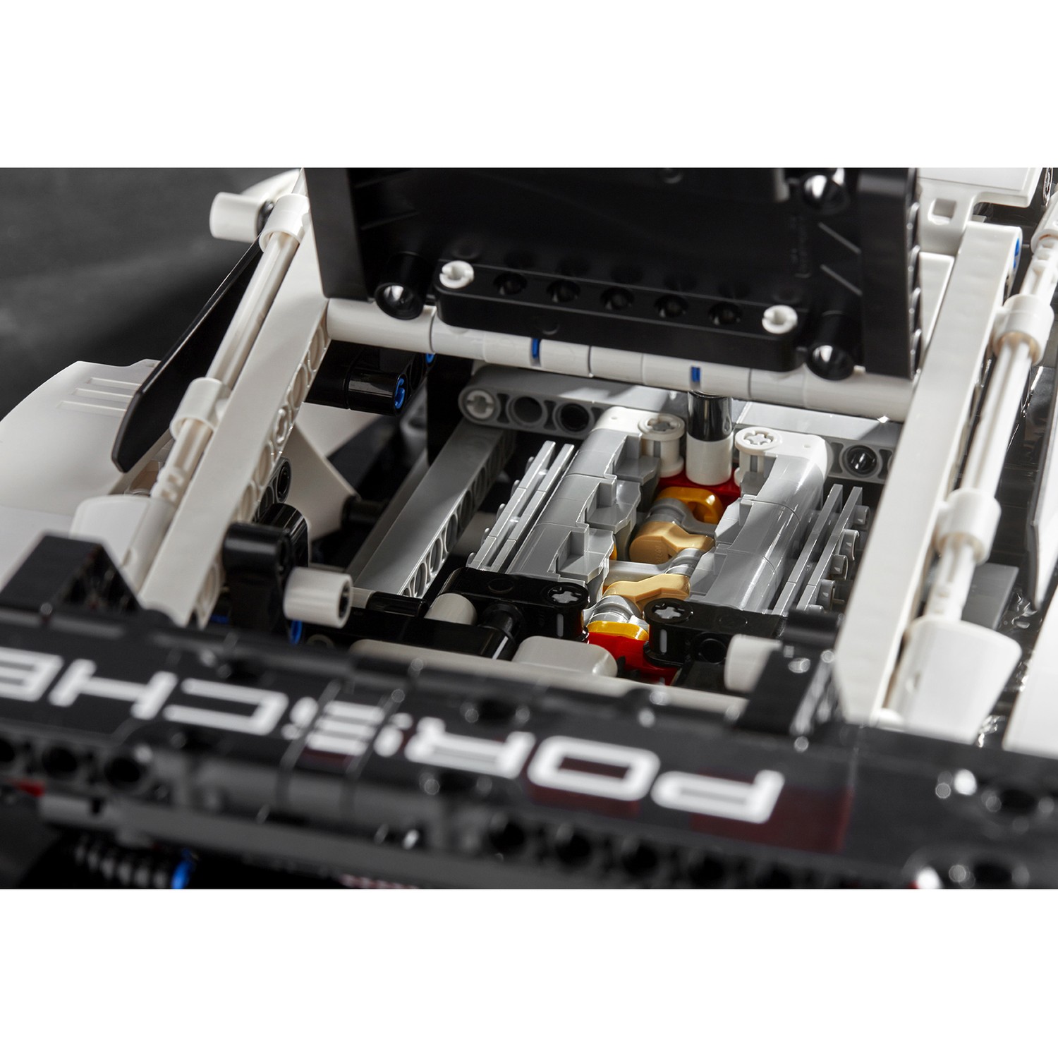 Конструктор LEGO Technic Porsche 911 RSR 42096 - фото 9