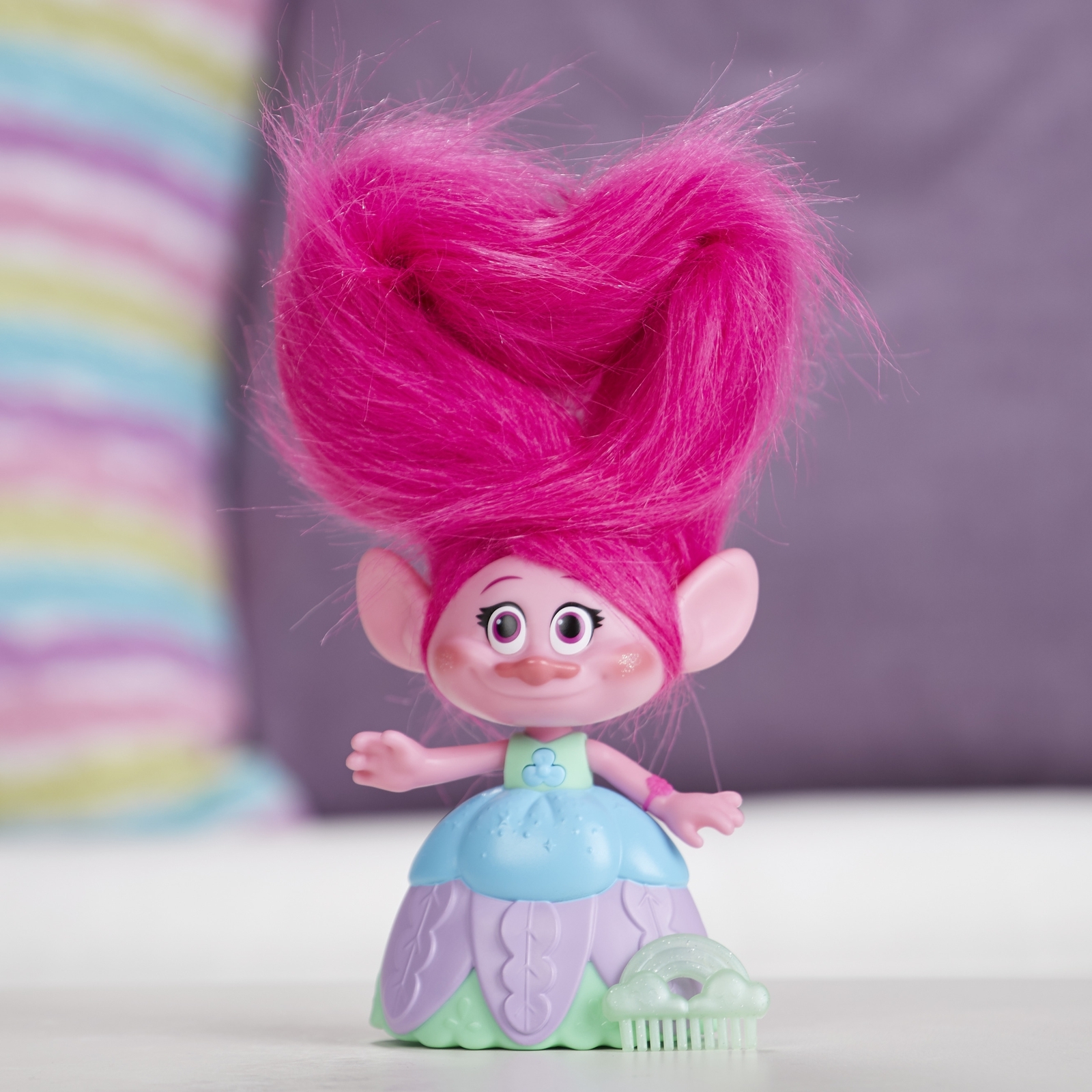 Игровой набор Trolls Поппи с супер длинными поднимающимися волосами - фото 10