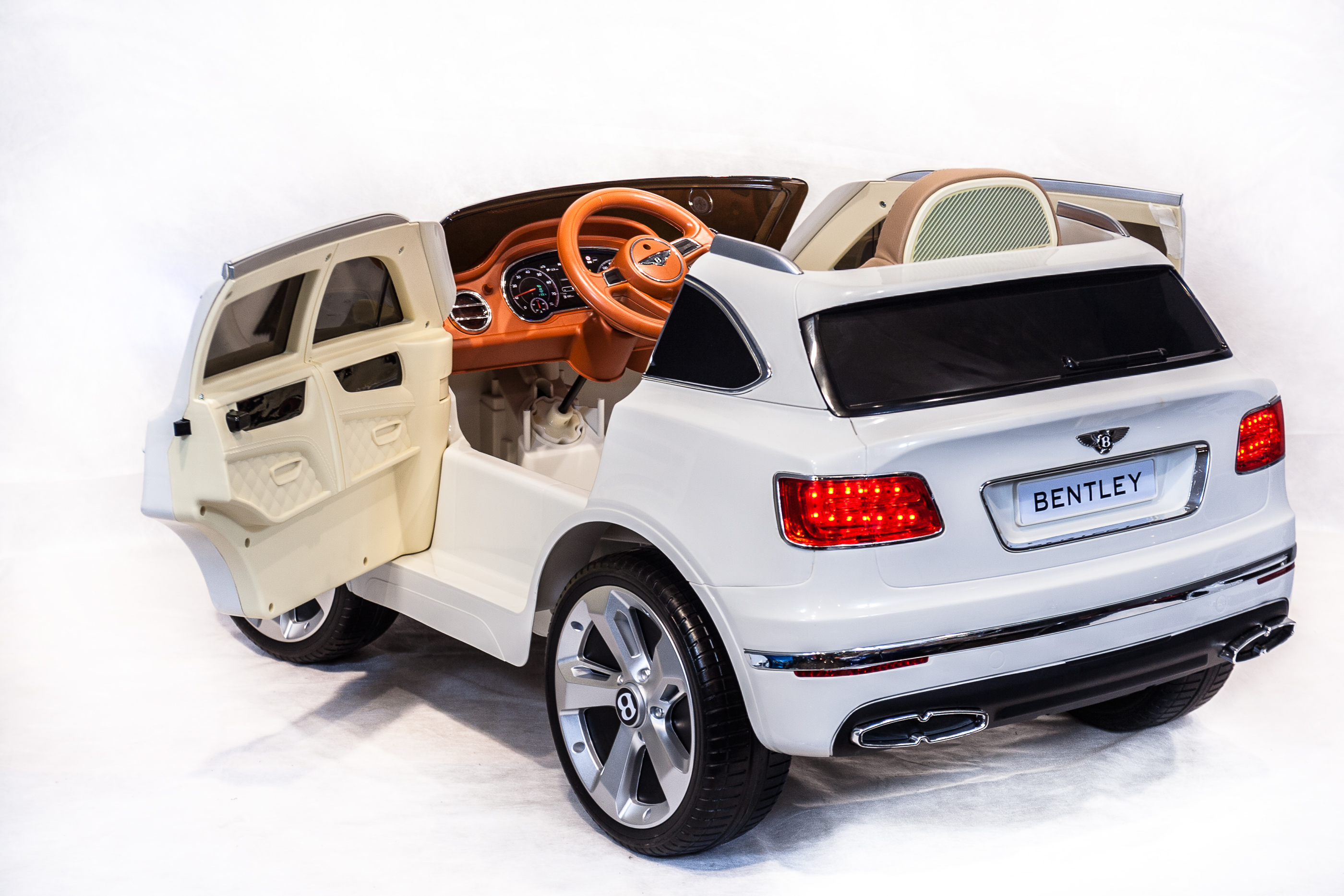 Автомобиль TOYLAND Bentley Bentayga - фото 5