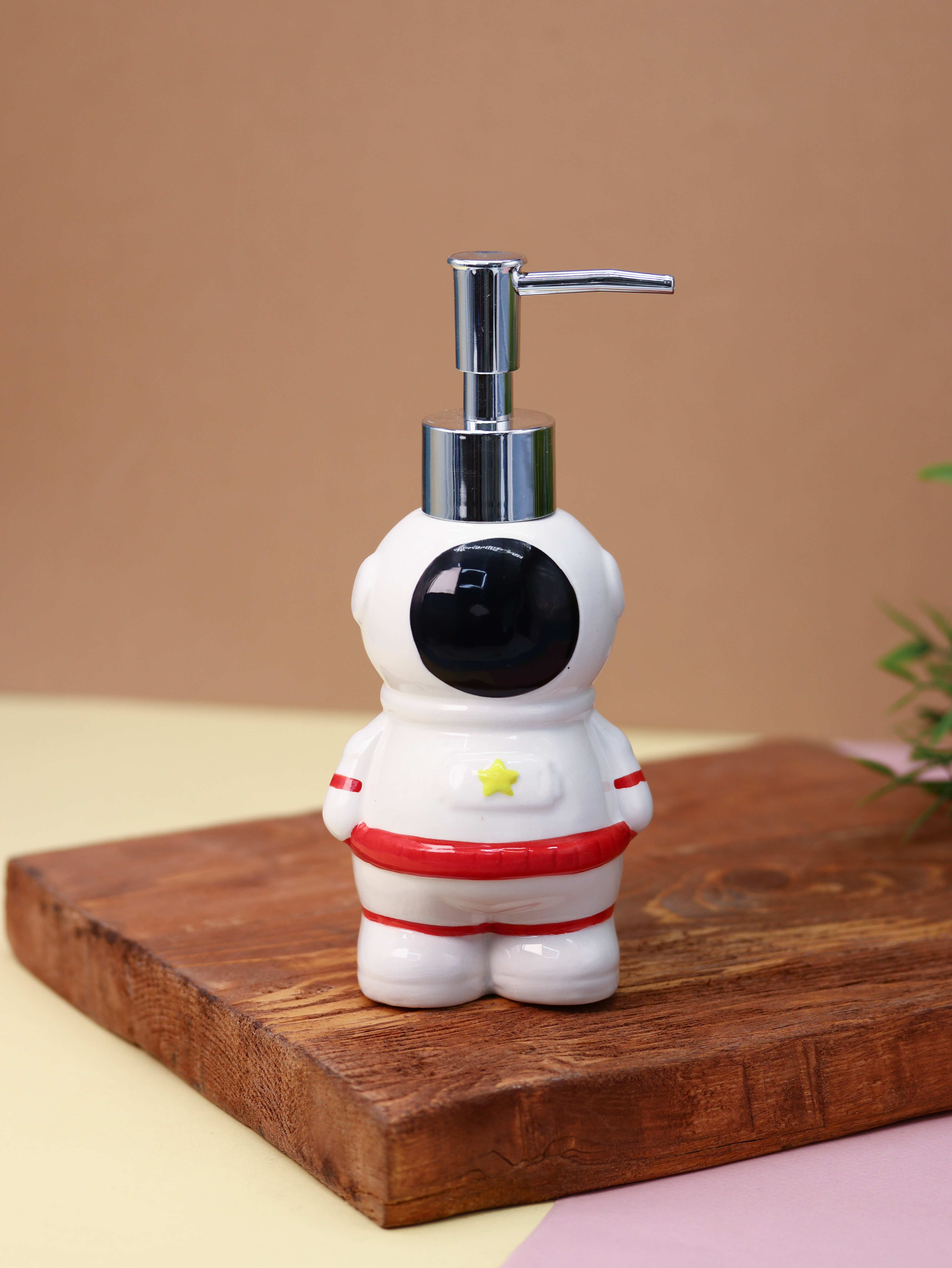 Дозатор керамический iLikeGift Astronaut для жидкого мыла - фото 6