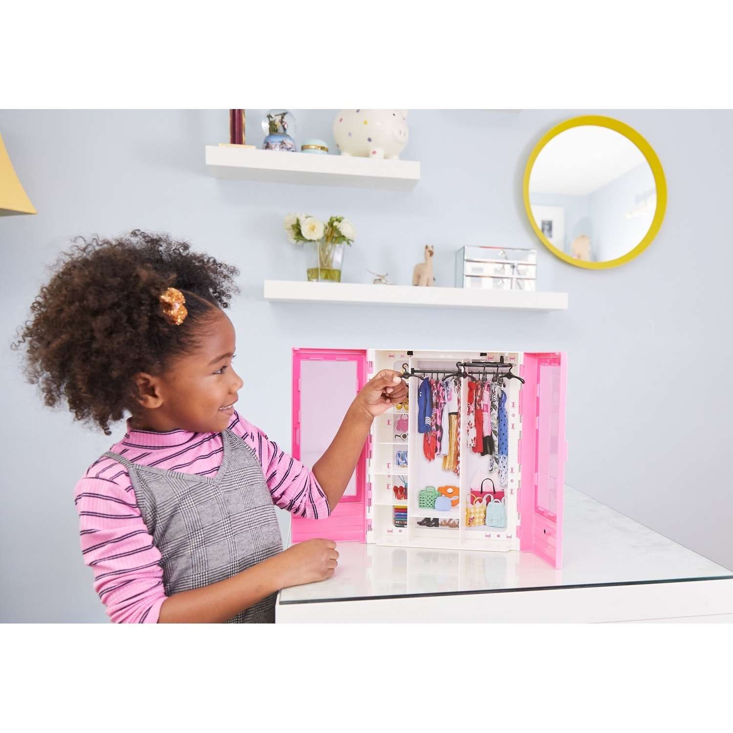 Мебель для куклы Barbie Шкаф модницы Розовый GBK11 GBK11 - фото 16