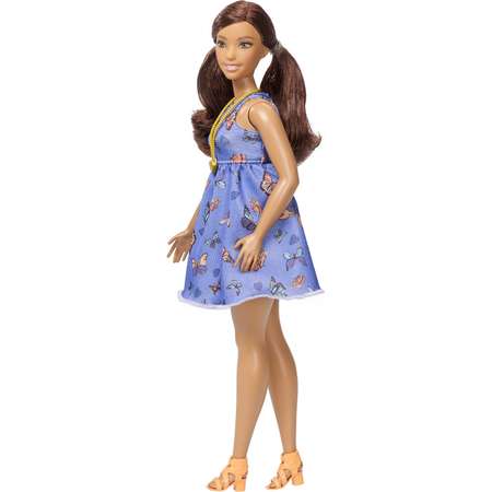 Кукла Barbie из серии Игра с модой DYY96