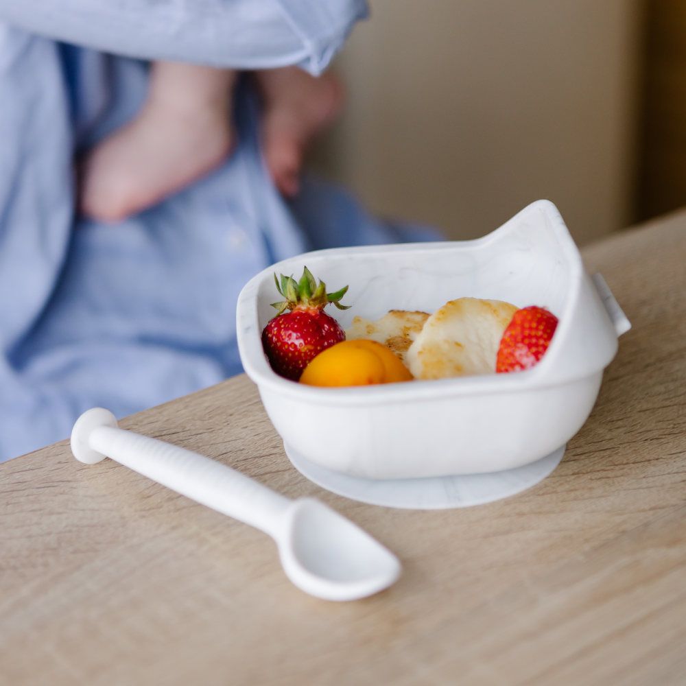 Набор детской посуды iSюминка Силиконовая тарелка на присоске и ложка Мрамор - фото 13