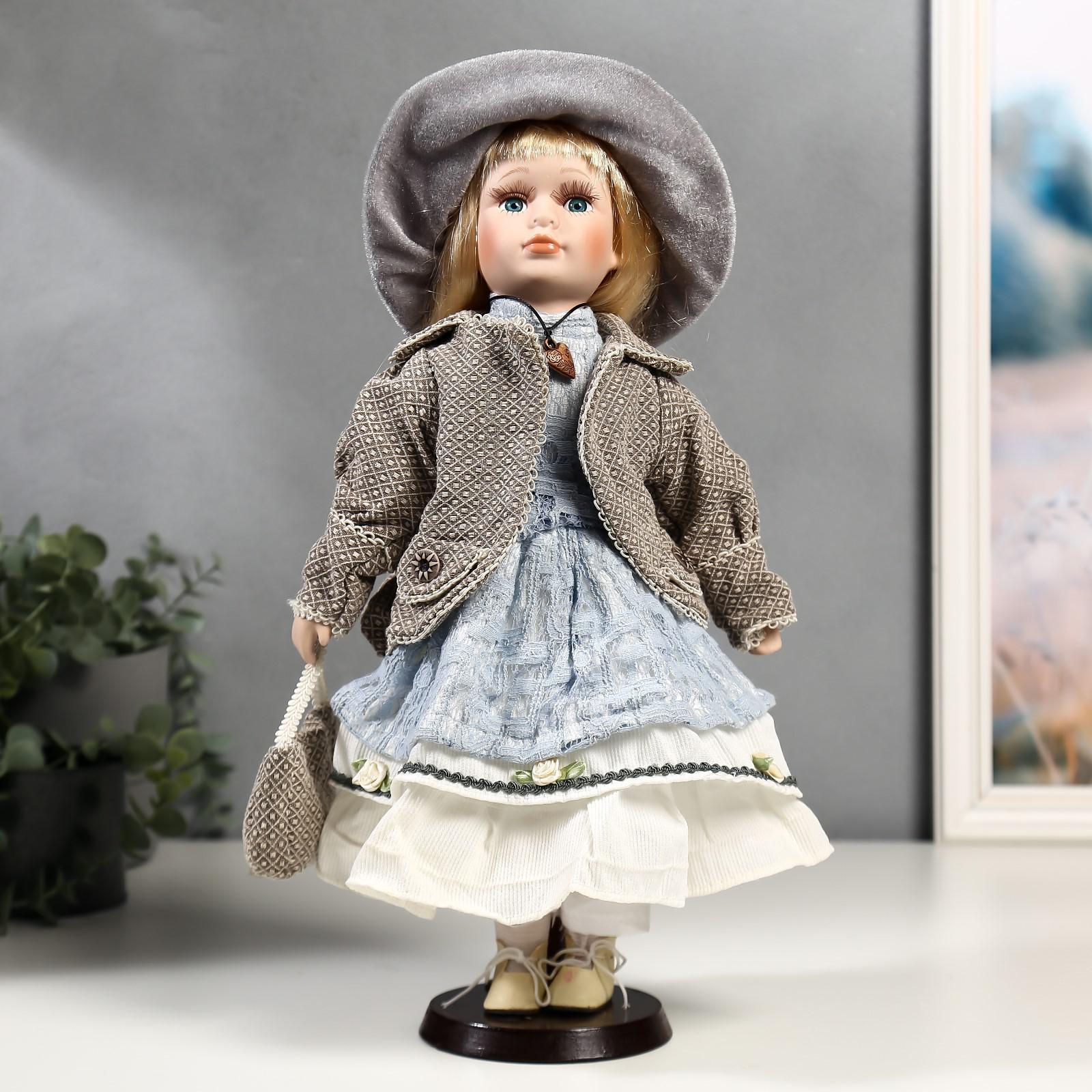 Кукла коллекционная Зимнее волшебство керамика «Лиза в голубом кружевном платье и серой курточке» 40 см - фото 1