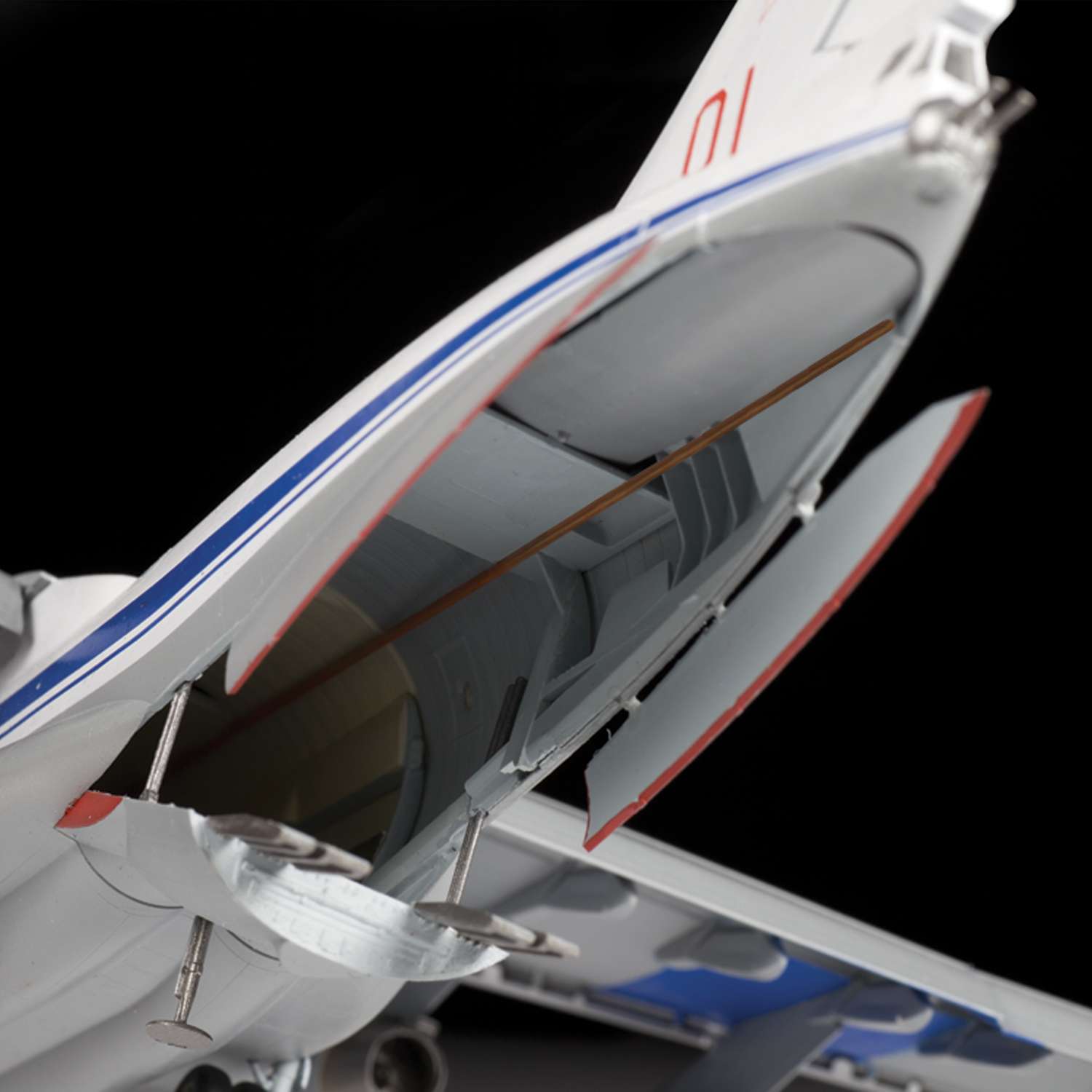 Модель сборная Звезда Самолёт ИЛ-76МД 7011 - фото 5