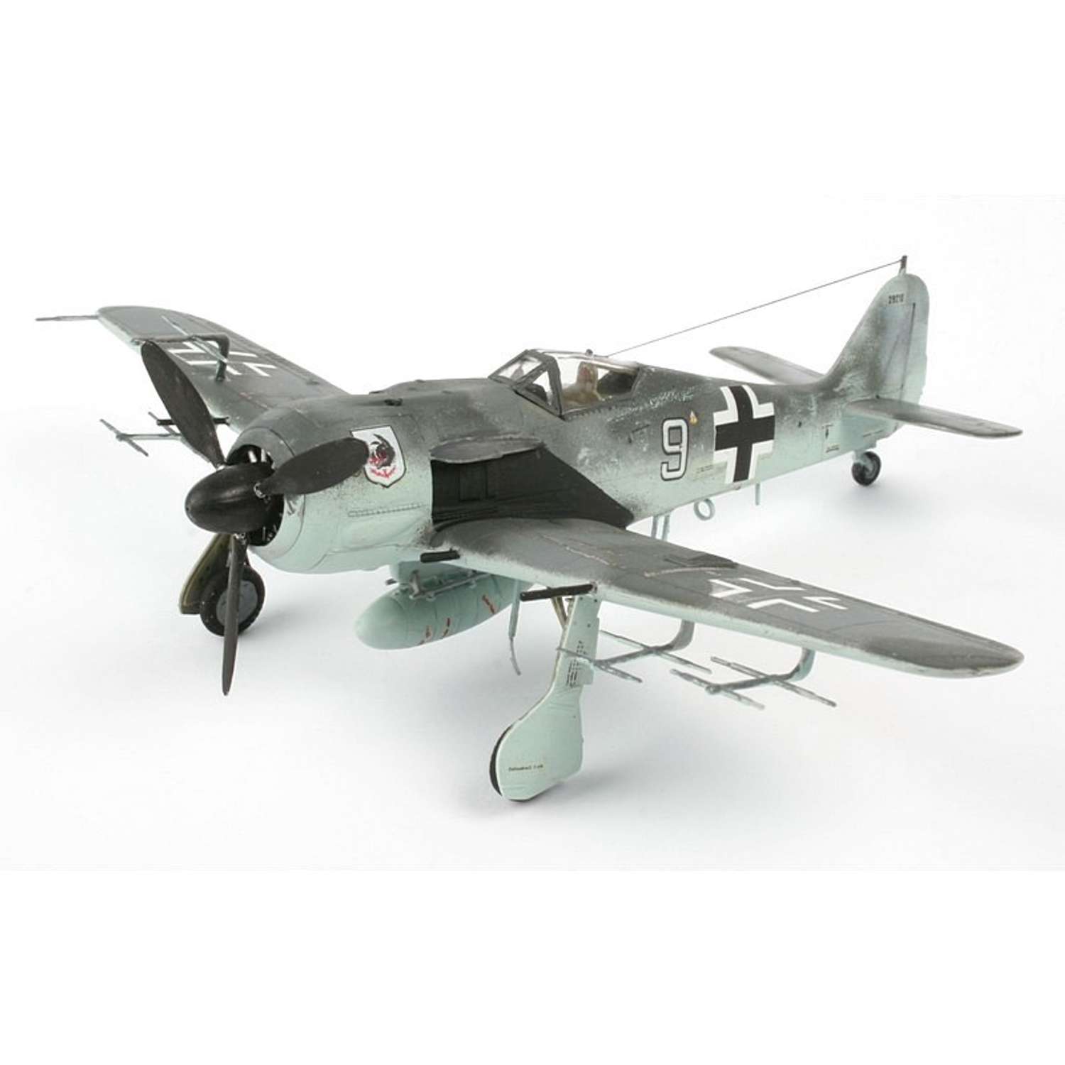 Самолет Revell Focke Wulf FW 190 А-8/R-11 1:72 4165 - фото 2