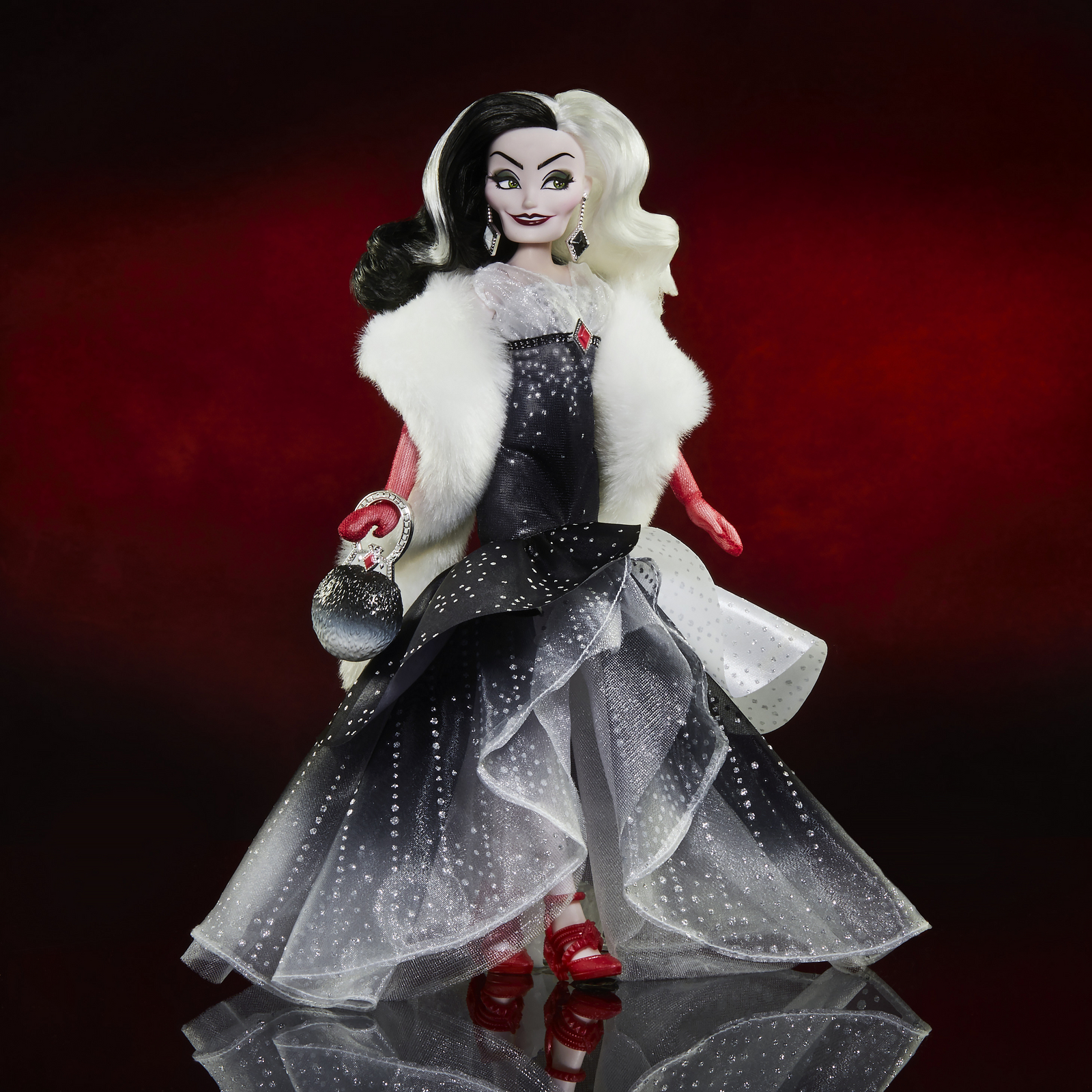 Набор игровой Disney Princess Hasbro Style Series Круэлла F32635L0 F32635L0 - фото 6