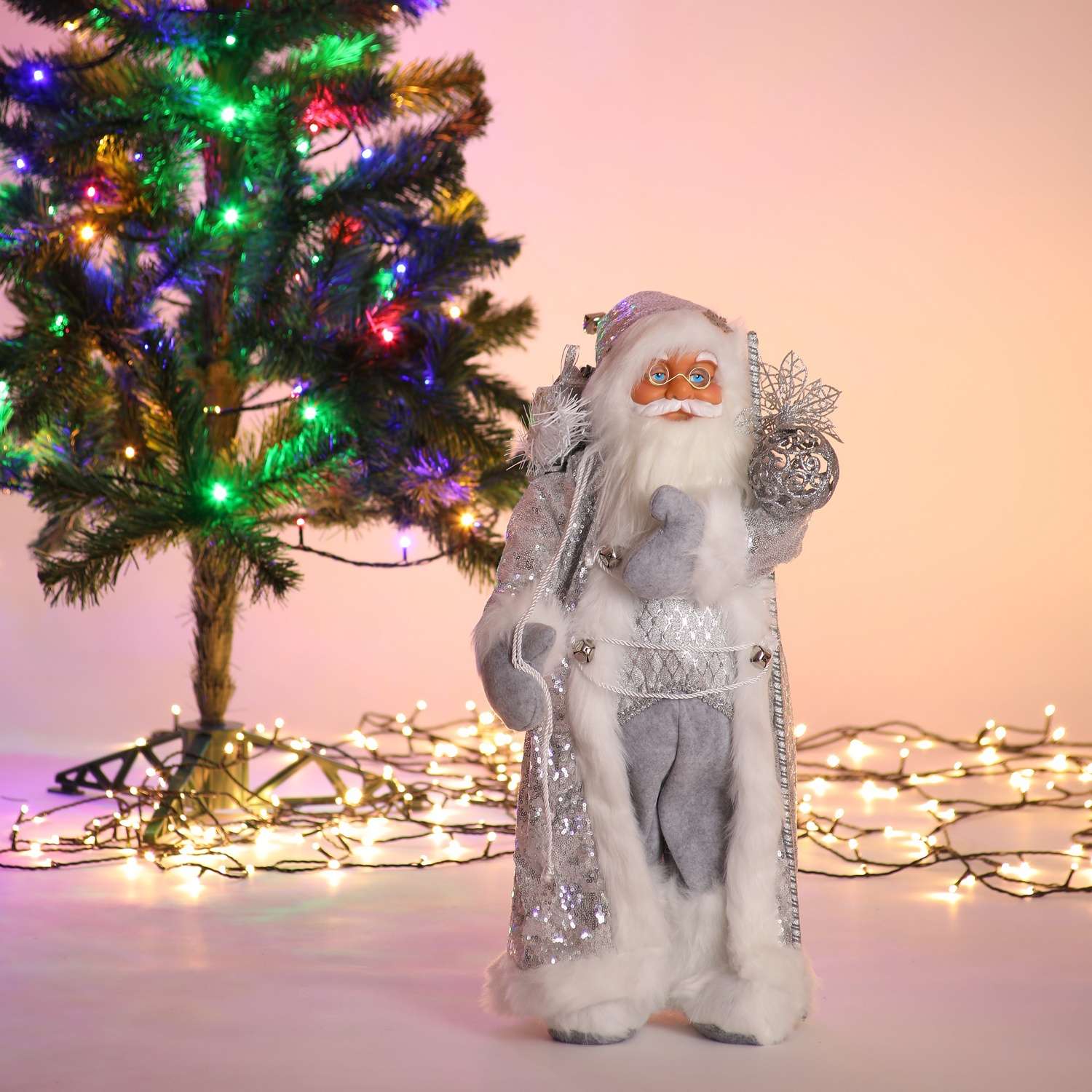 Фигура декоративная BABY STYLE Дед Мороз серебристый костюм 60 см - фото 1