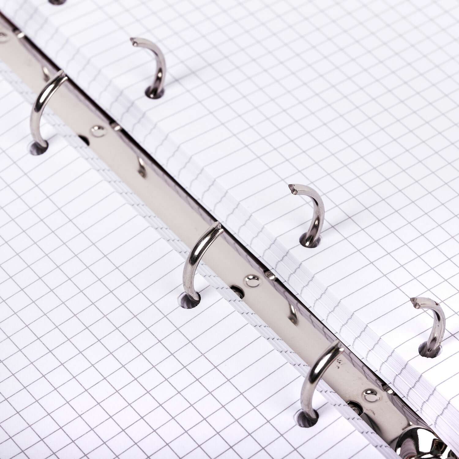 Тетрадь на кольцах Brauberg А5 со сменным блоком 120 листов с резинкой и разделителями - фото 11