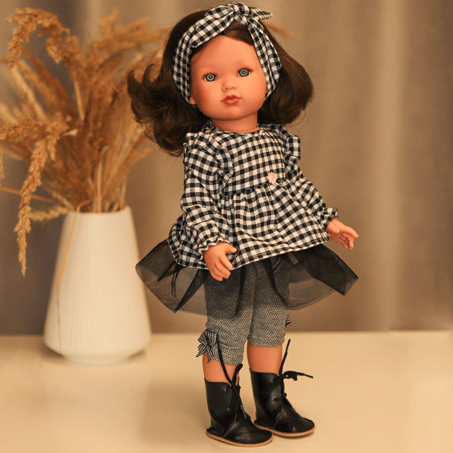 Кукла Antonio Juan Белла в чёрном платье 45 см виниловая 28224 28224 - фото 3