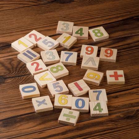 Развивающая игра Тутси Цифры знаки плашки дерево 27 элементов