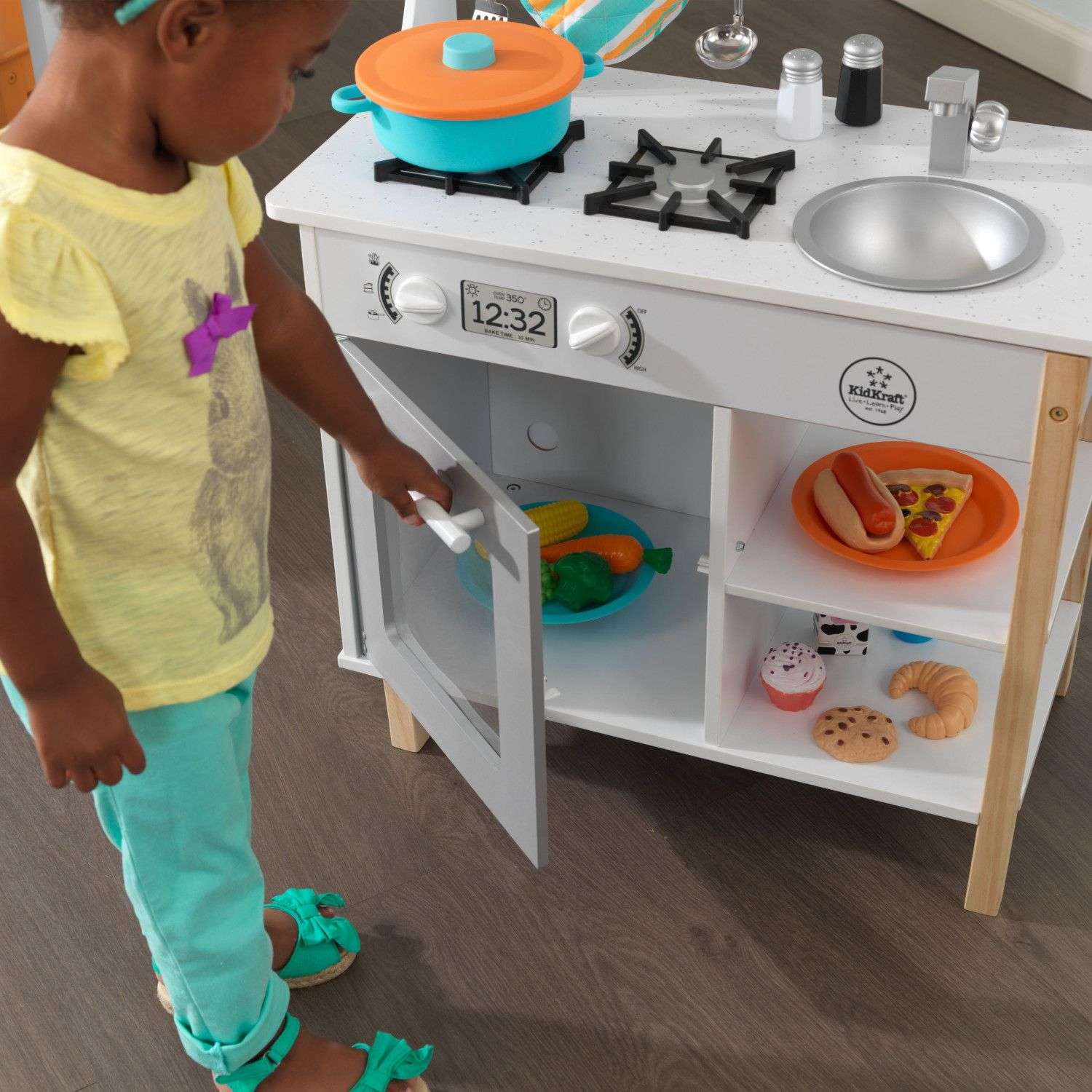 Kidkraft live learn play kitchen new arrivals