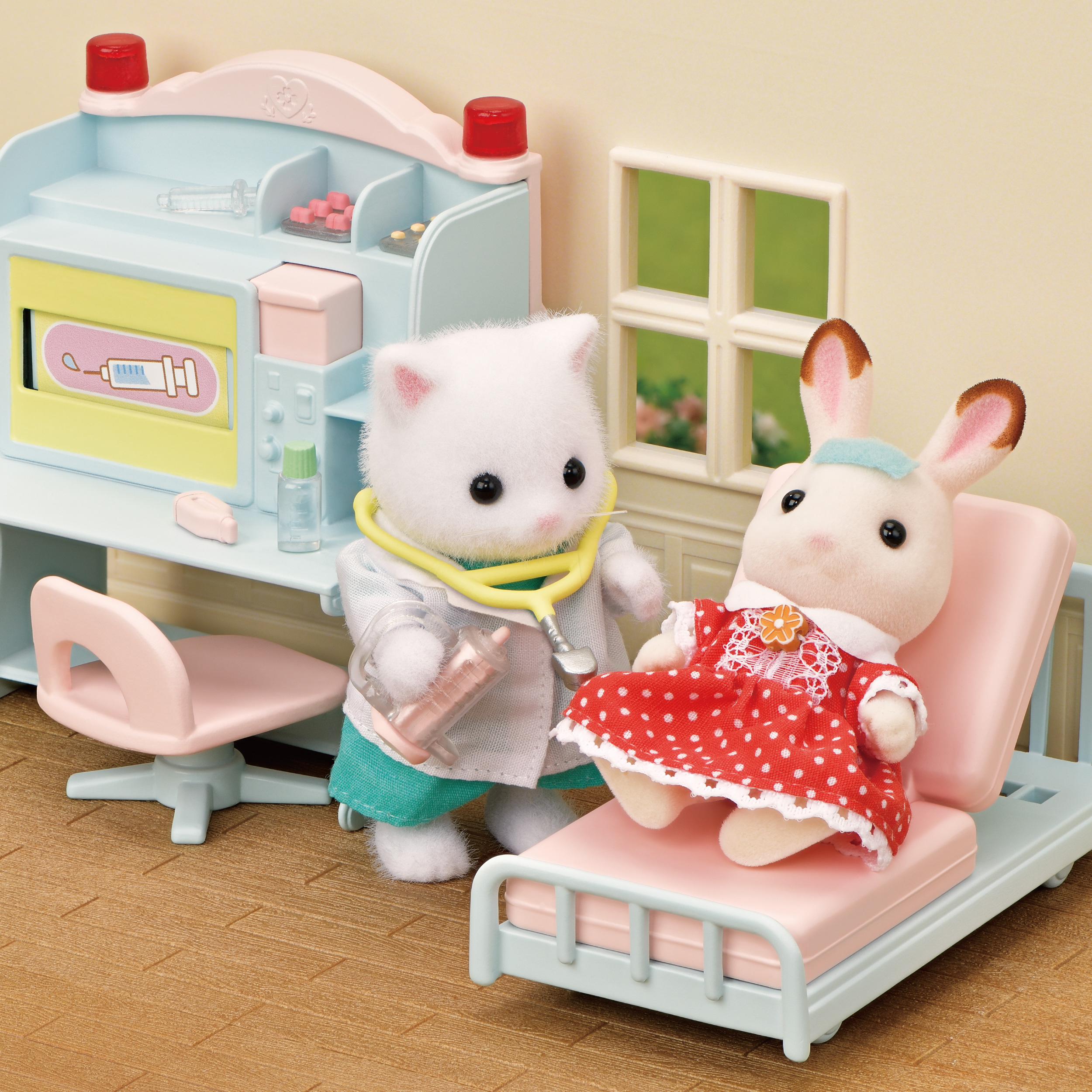 Набор Sylvanian Families Доктор в деревне 5705 - фото 7