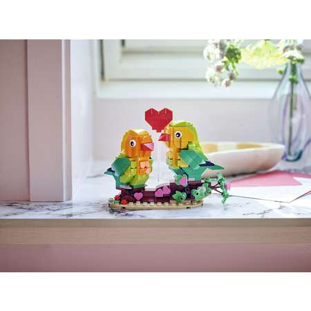 Конструктор детский LEGO Ideas Влюбленные пташки 40522