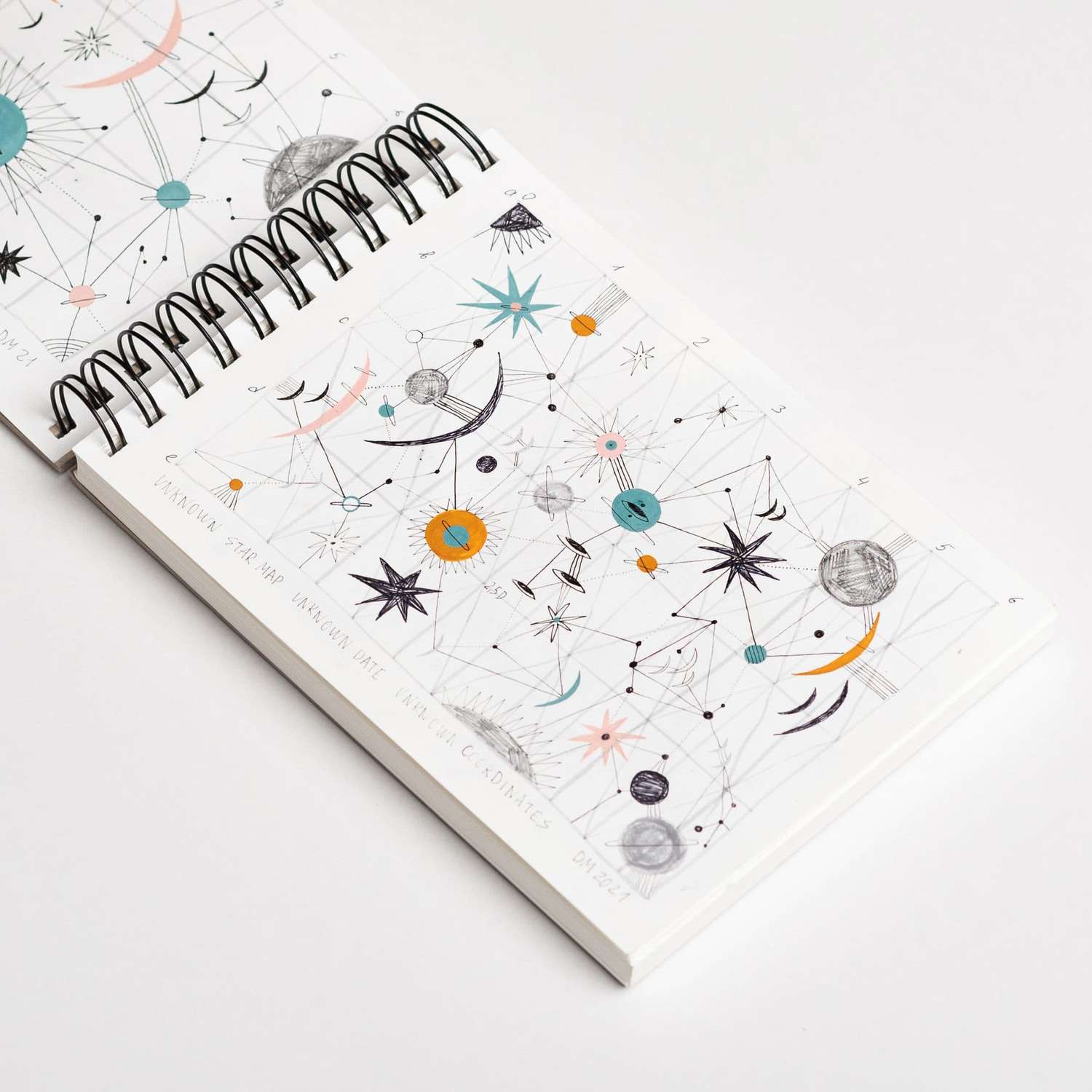 Скетчбук Falafel books для графики с белой бумагой A4 - фото 3