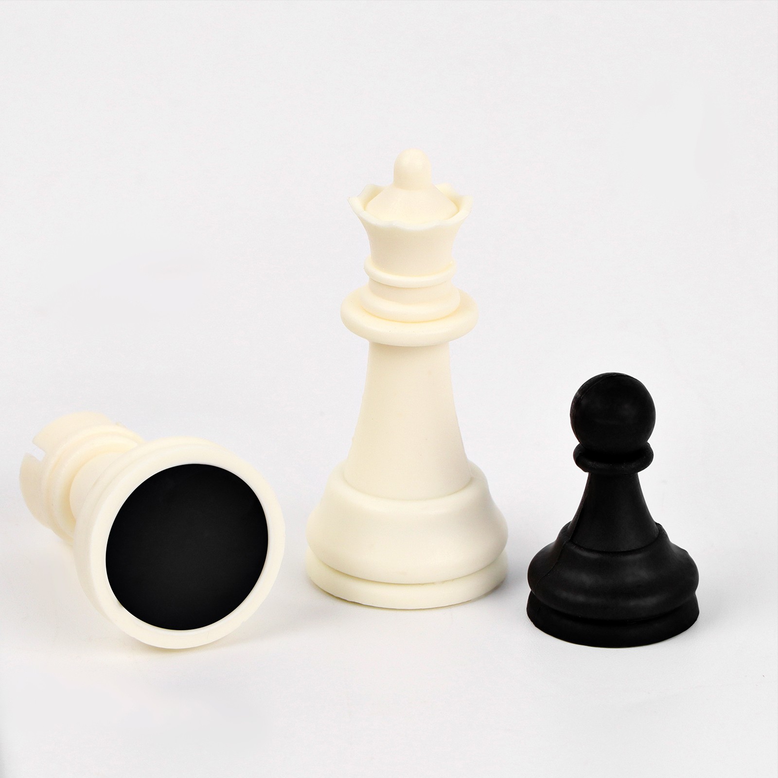 Шахматы Sima-Land обиходные «Панды» король h 6.2 см пешка h 3.2 см доска 29х29 см - фото 2