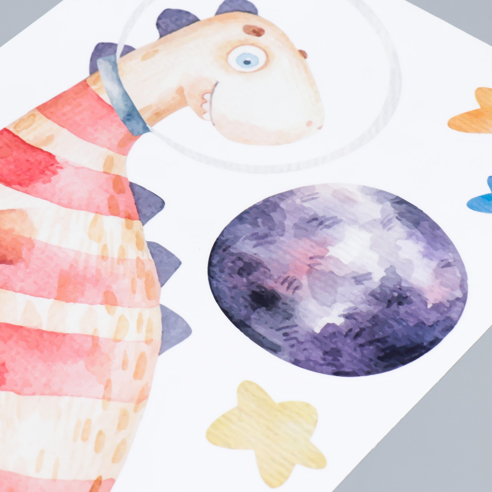 Наклейка Zabiaka пластик интерьерная цветная «Динозавры в космических шлемах» набор 2 листа 30х90 см 75994 - фото 3