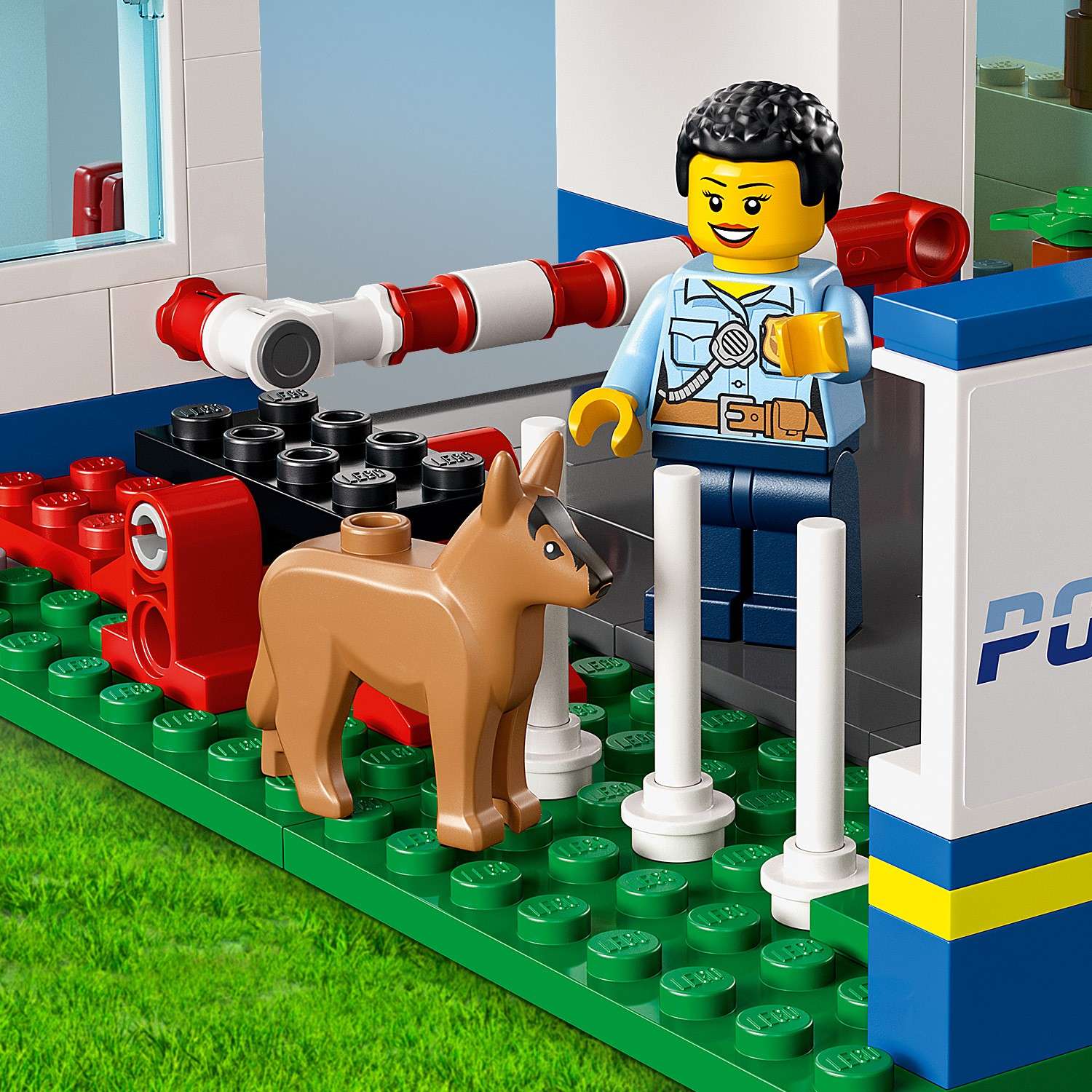 Конструктор LEGO City Police Полицейский участок 60316 - фото 10