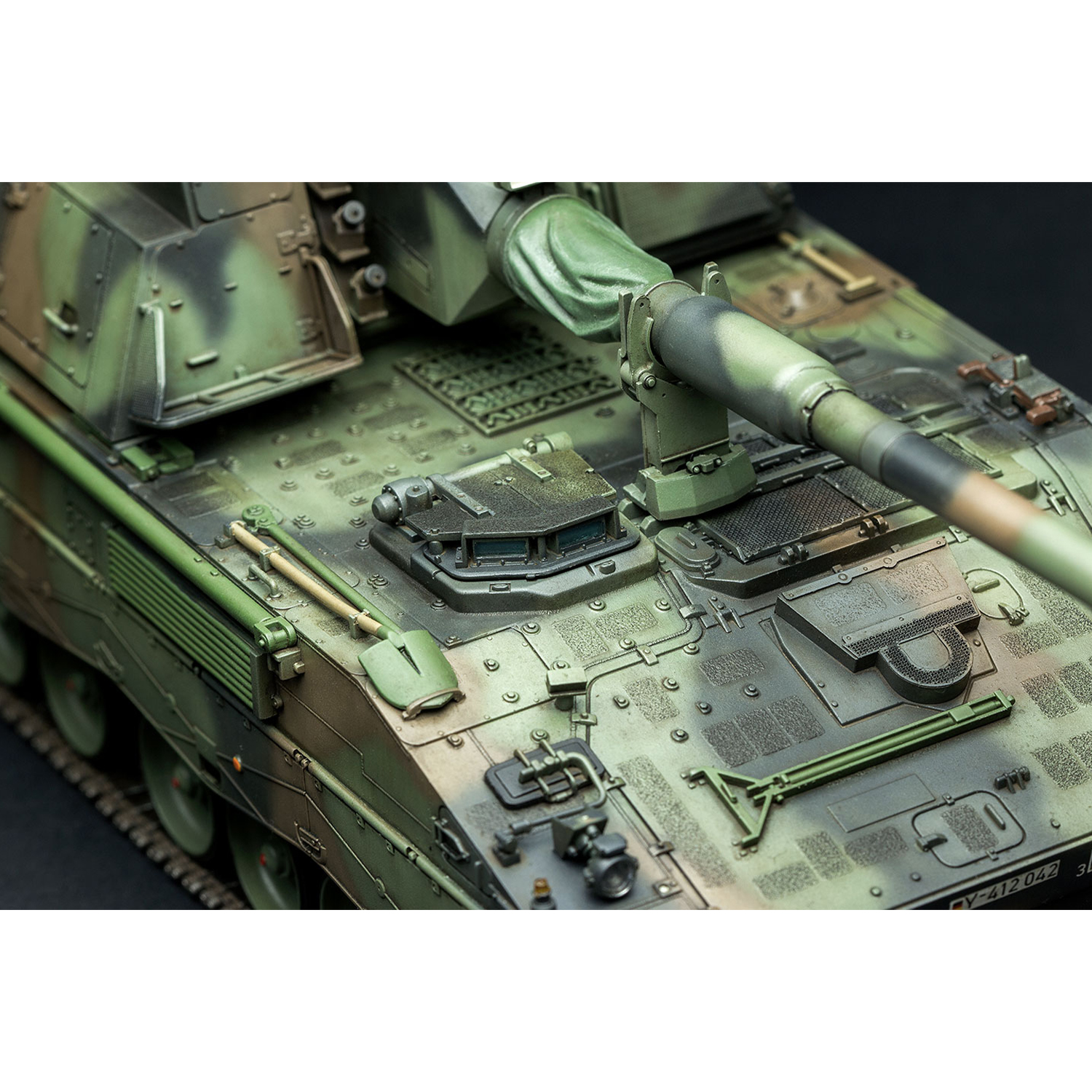Сборная модель MENG TS-012 самоходная гаубица Panzerhaubitze 24278669062 - фото 4
