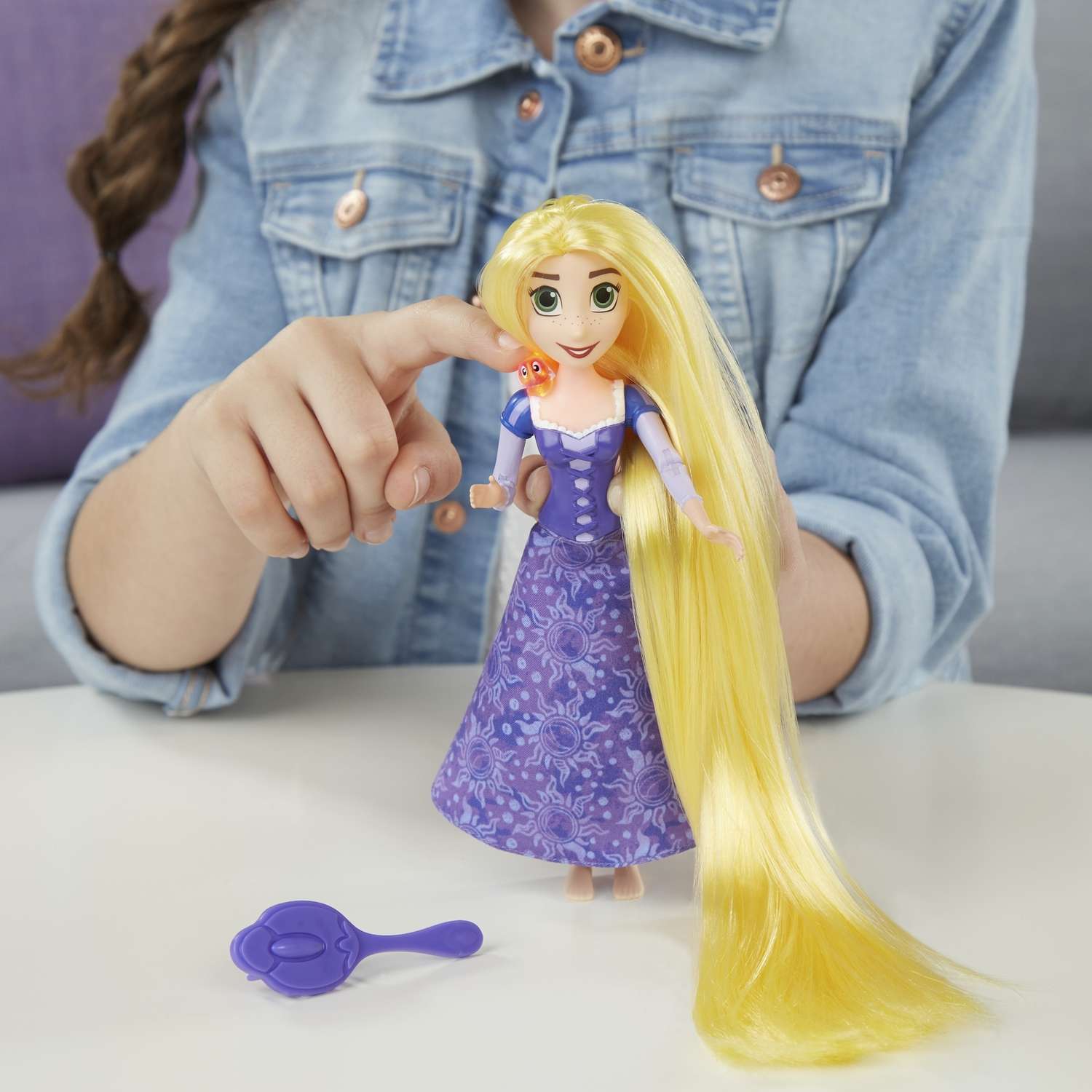 Кукла Princess поющая Disney Рапунцель C1752EW0 - фото 9