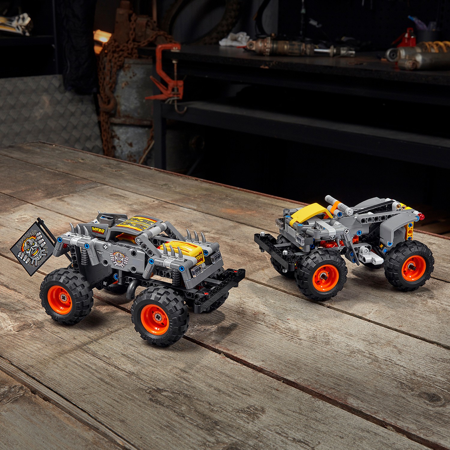 Конструктор LEGO Technic Monster Jam Max-D 42119 - фото 4