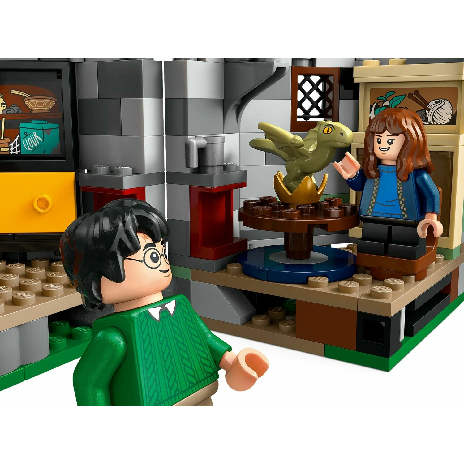 Конструктор LEGO Harry Potter Хижина Хагрида неожиданный визит 76428 - фото 9