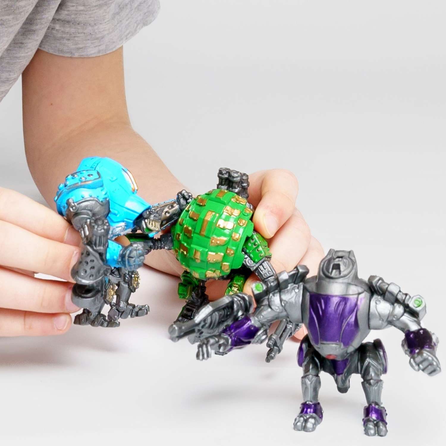 Роботы CyberCode 3 фигурки игрушки для детей развивающие пластиковые коллекционные интересные. 8см - фото 2