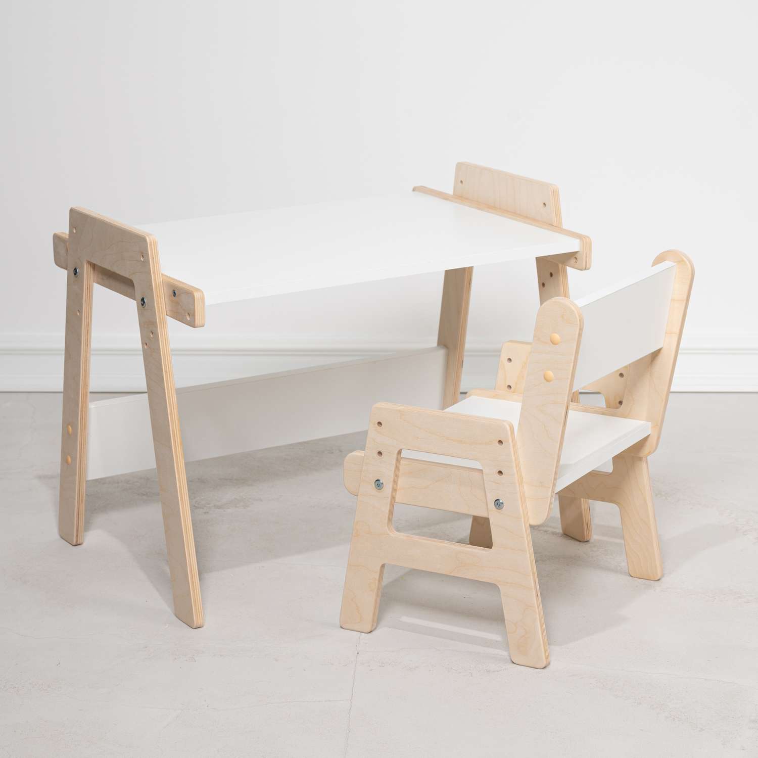 Детский стол и стул Сказочная Мастерская 1 модель - фото 1