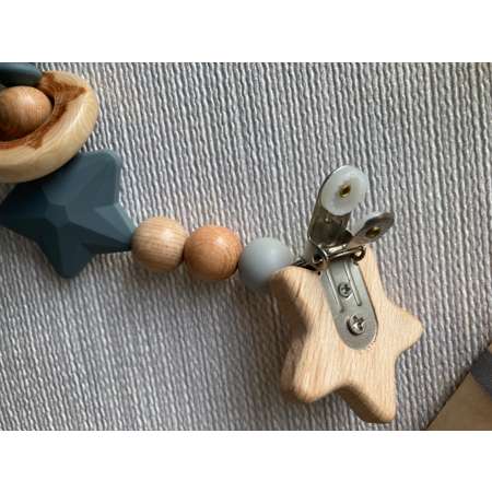 Подарочный набор младенцу Счастливые Моменты Можжевелово/силиконовый + Грызунок «ушки-зайчика» серый