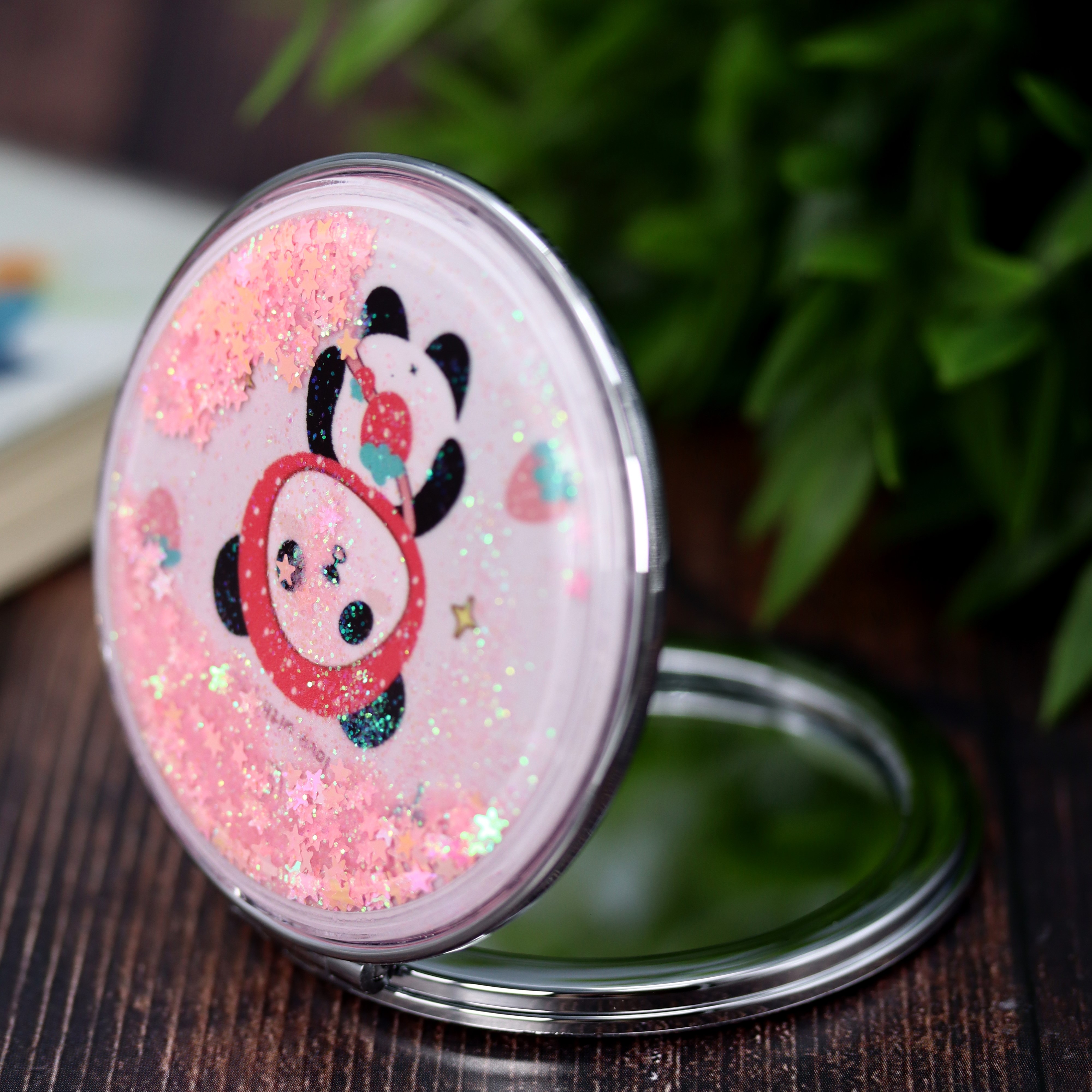 Зеркало карманное iLikeGift Lucky panda strawberry pink с увеличением - фото 3