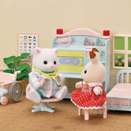 Набор Sylvanian Families Доктор в деревне 5705