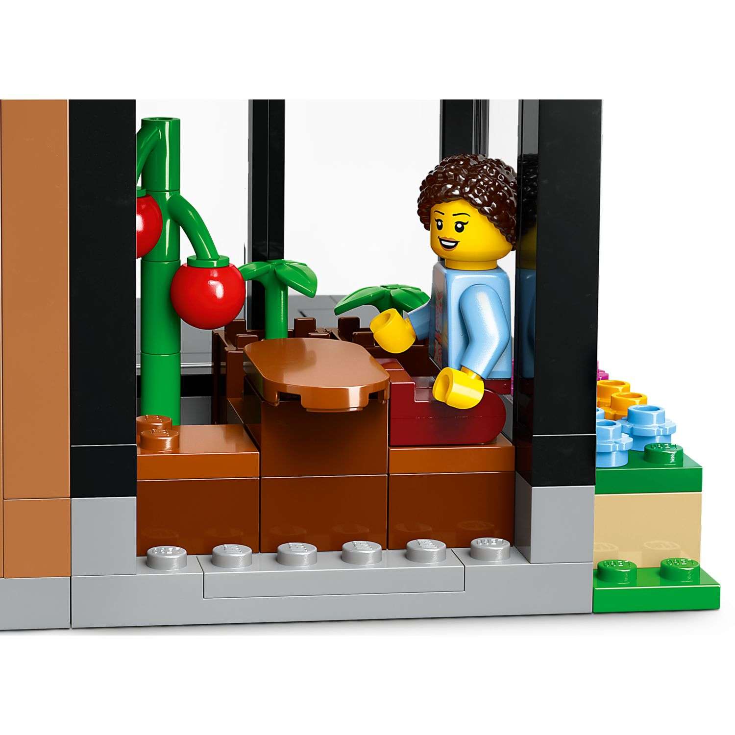Конструктор LEGO City Family House and Electric Car 60398 - фото 4
