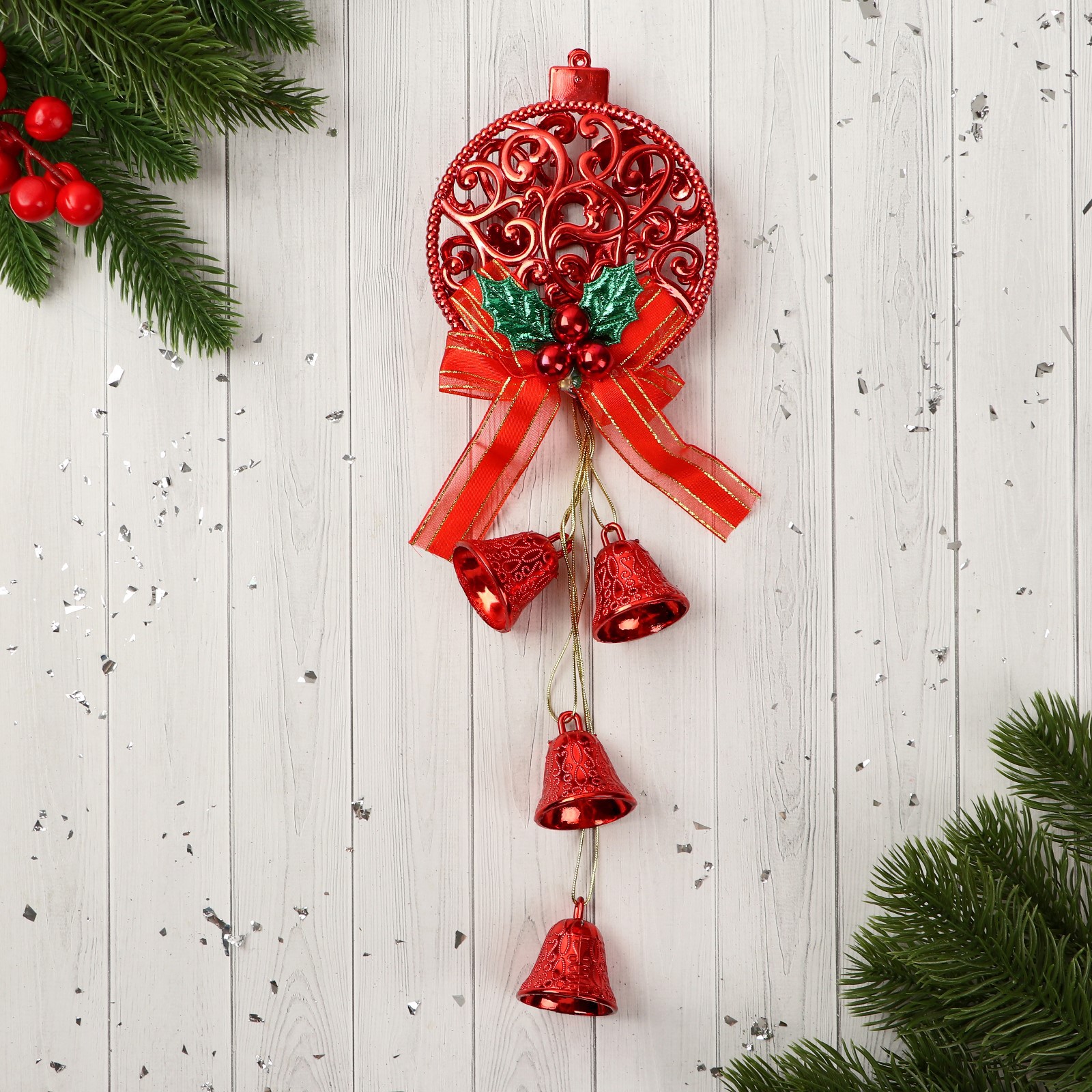 Украшение Зимнее волшебство новогоднее «Уютная сказка» колокольчики узорный шар 10х27 см красный - фото 1
