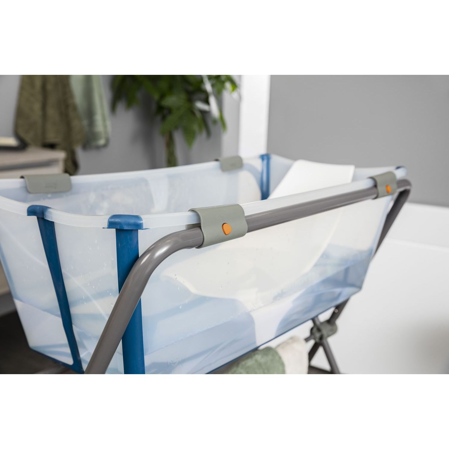 Ванночка Stokke Flexi Bath складная Прозрачный-Голубой - фото 13