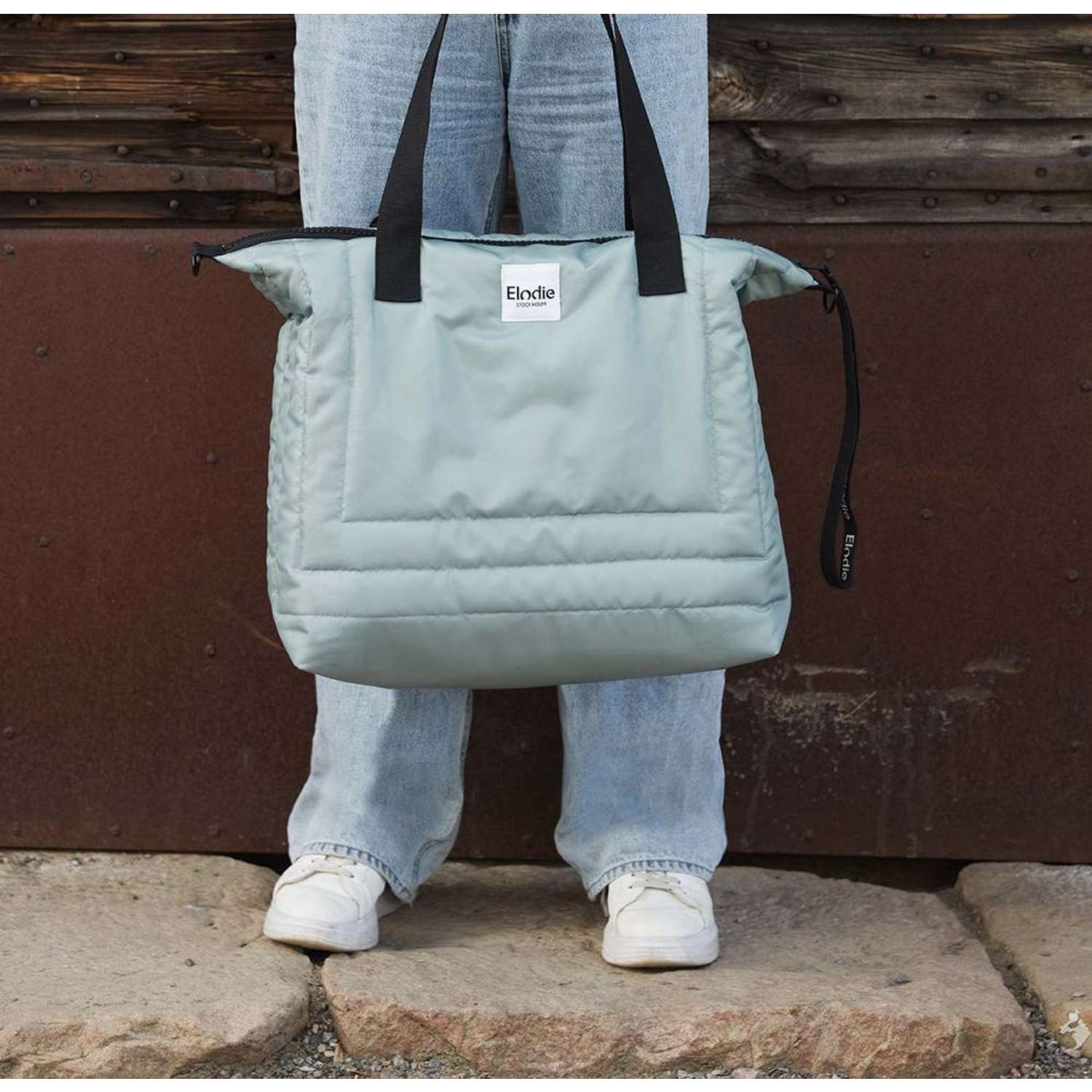 Сумка Elodie Changing Bag Quilted Pebble Green - фото 2